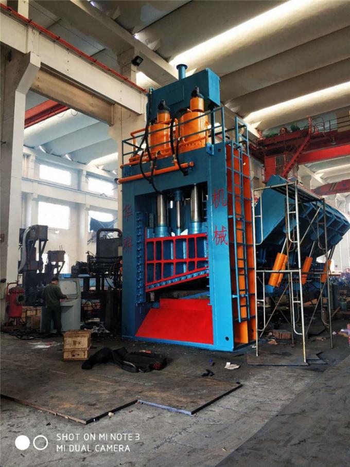 برشی دروازه ای Q91y-1250، دستگاه برش ضایعات فولادی 4
