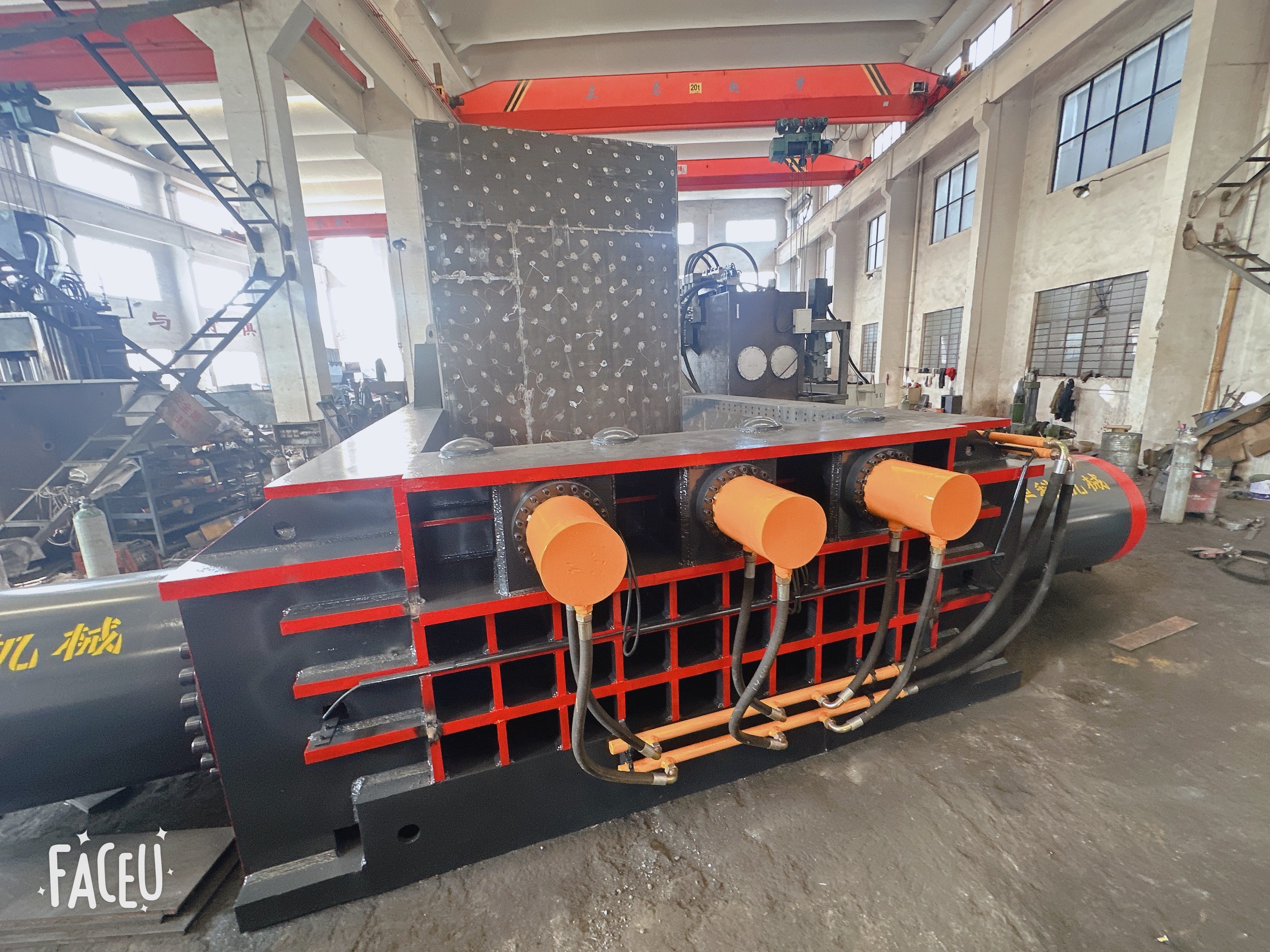 آخرین وبلاگ های شرکت در مورد PLC Automatic vs Manual Scrap Metal Baler: Which Control System Is Better for Your Recycling Plant?